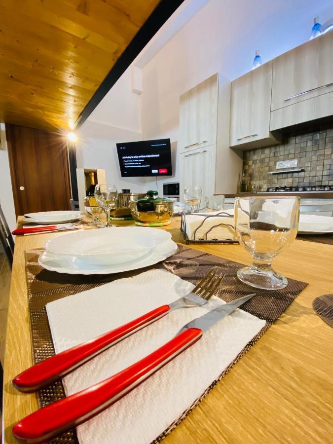 פיצו Casa Vacanze Al Civico 72 מראה חיצוני תמונה